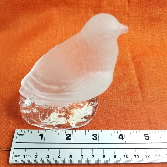 Lindshammar Sweden Frosted Crystal Bird Sculpture Figurine - Picture 7 of 9